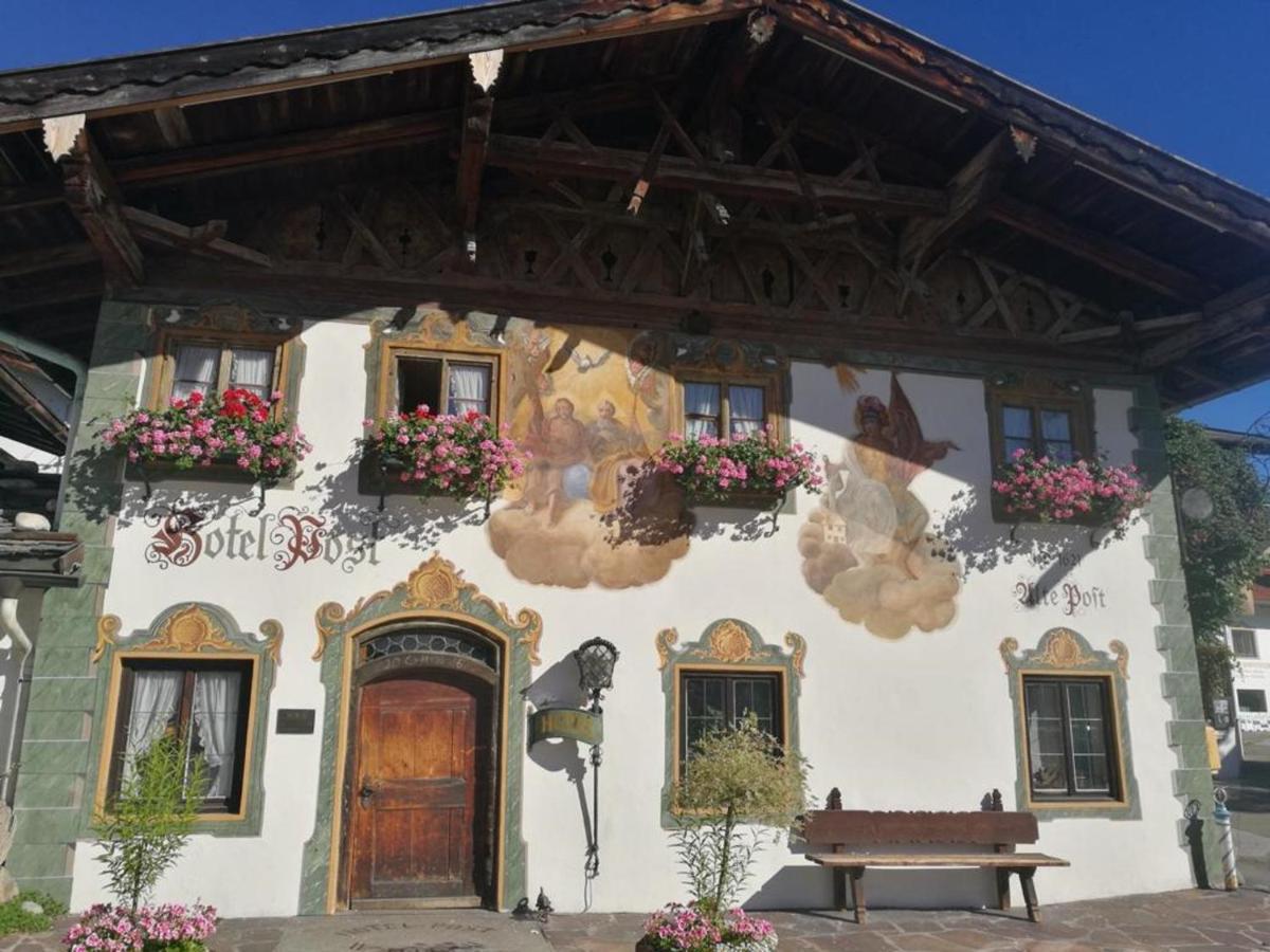 וולגאו Gasthof & Hotel Zur Post מראה חיצוני תמונה