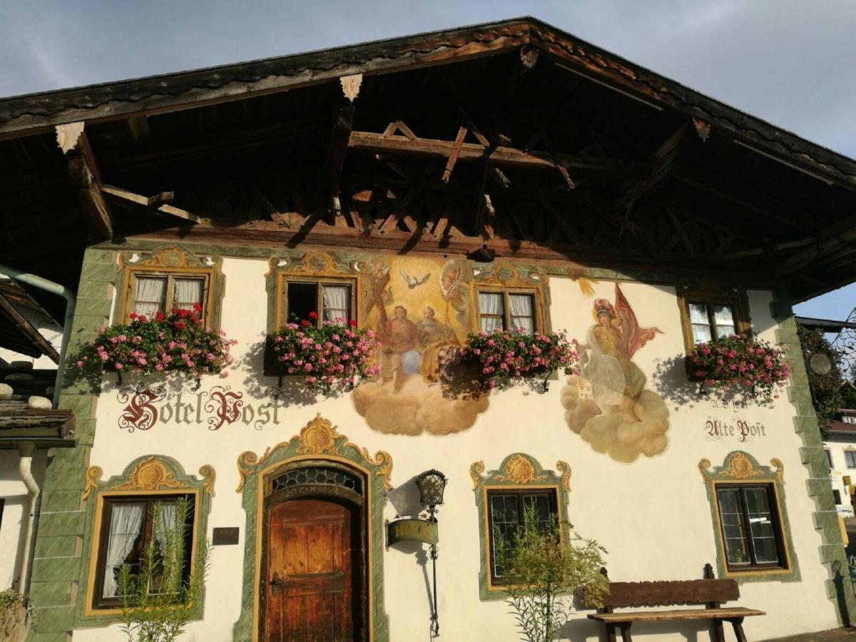 וולגאו Gasthof & Hotel Zur Post מראה חיצוני תמונה